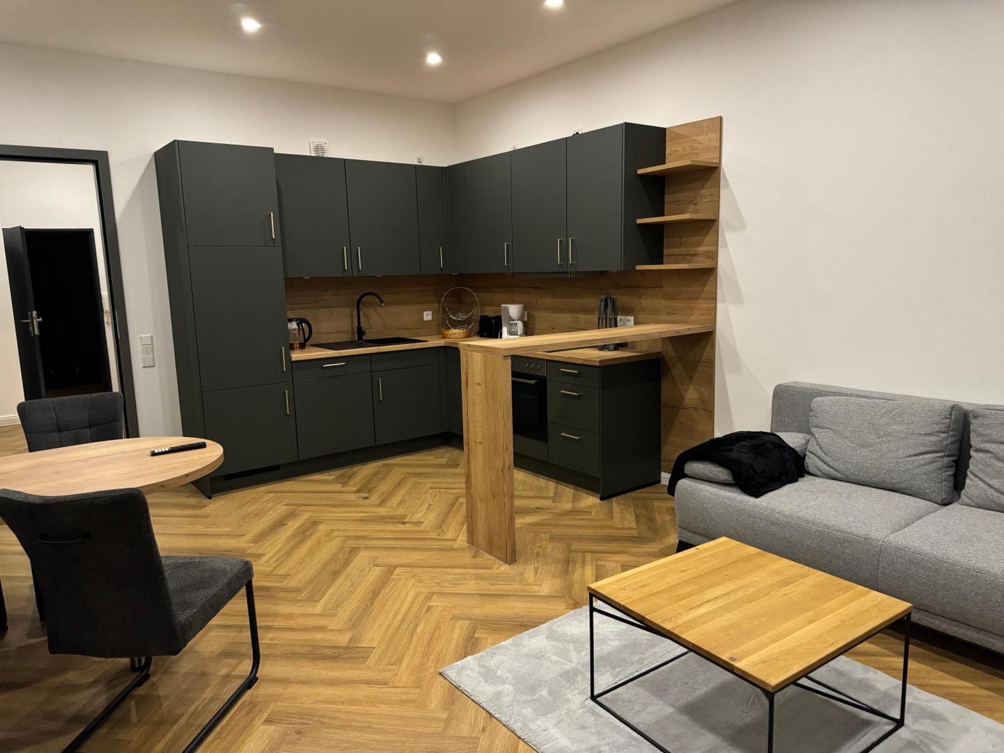 -suite Apartment *