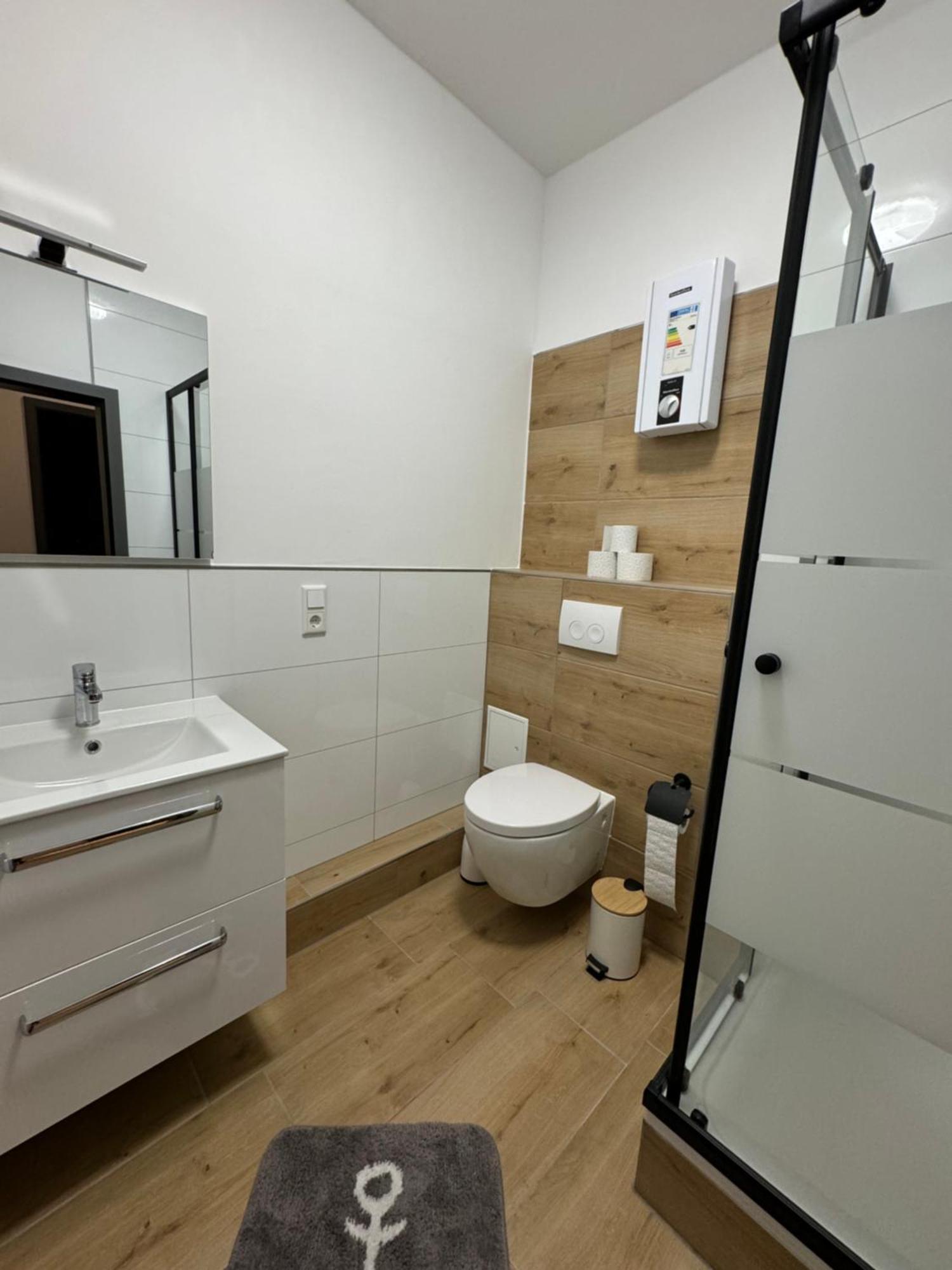 Apartment -suite *